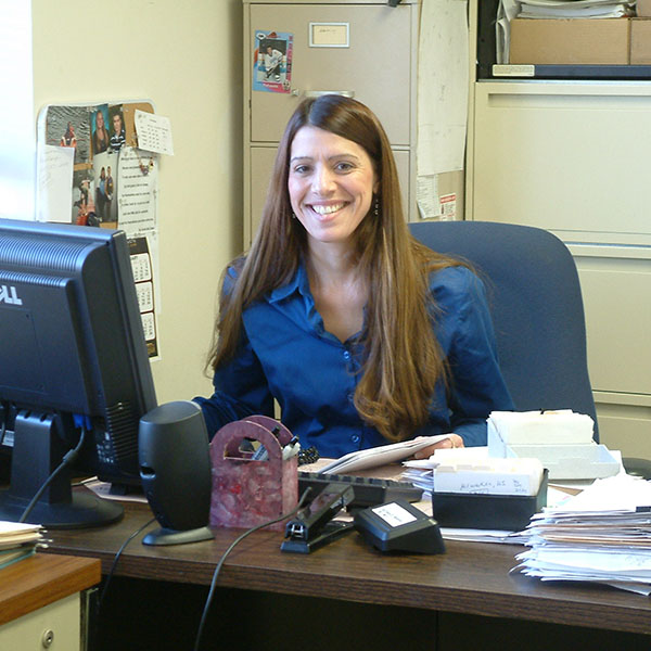 Gianna-Office-Mgr-6x6
